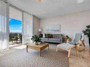 14951 Royal Oaks Ln 901, North Miami FL 33181