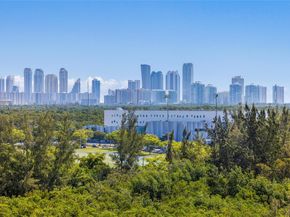 14951 Royal Oaks Ln 901, North Miami FL 33181