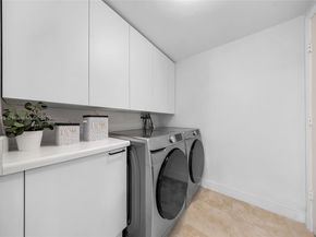 14951 Royal Oaks Ln 901, North Miami FL 33181