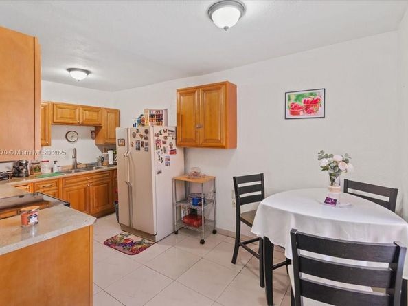 530 Tamiami Blvd, Miami FL 33144