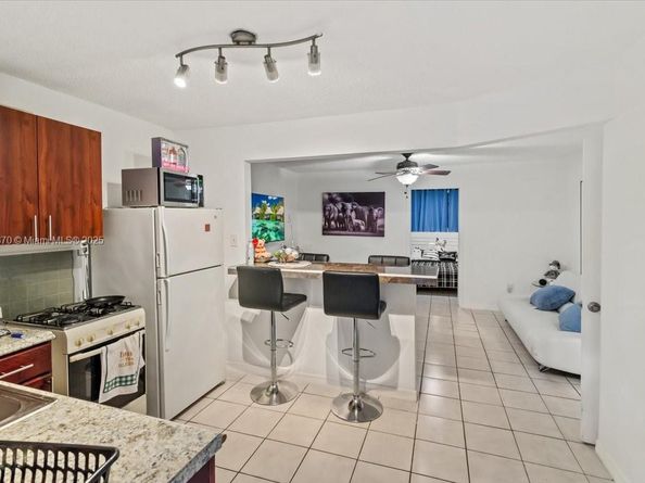530 Tamiami Blvd, Miami FL 33144