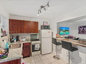 530 Tamiami Blvd, Miami FL 33144
