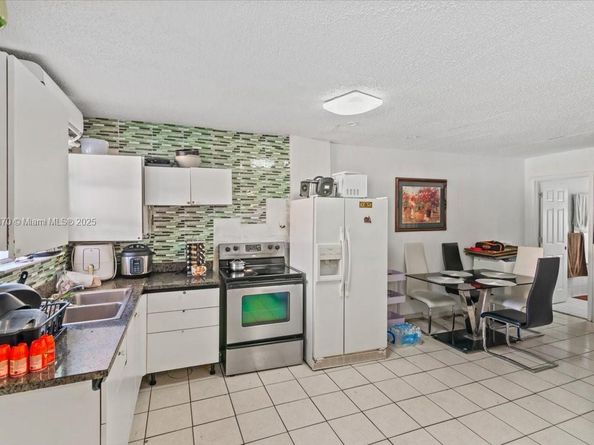530 Tamiami Blvd, Miami FL 33144