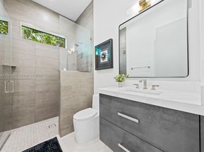 2657 NE 34th St, Fort Lauderdale FL 33306