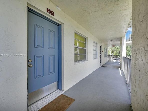 3099 NW 48th Ave 264, Lauderdale Lakes FL 33313