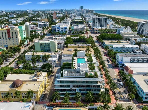 300 Collins Ave PH3, Miami Beach FL 33139