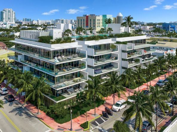 300 Collins Ave PH3, Miami Beach FL 33139