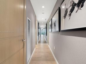 300 Collins Ave PH3, Miami Beach FL 33139