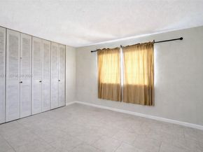 1225 NE 124th St 49C, North Miami FL 33161