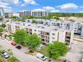 1225 NE 124th St 49C, North Miami FL 33161