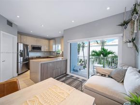 381 Franklin St, Hollywood FL 33019