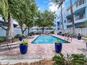 381 Franklin St, Hollywood FL 33019