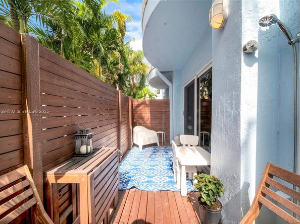 381 Franklin St, Hollywood FL 33019