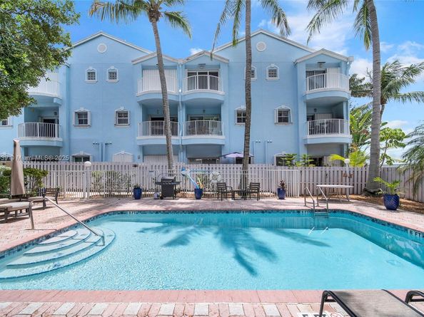 381 Franklin St, Hollywood FL 33019