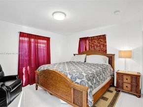 320 NE 33rd St, Oakland Park FL 33334