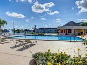 8040 N Sunrise Lakes Dr 108, Sunrise FL 33322