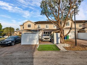 27546 SW 142nd Ave, Homestead FL 33032