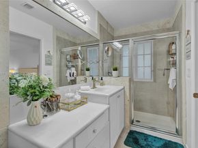 27546 SW 142nd Ave, Homestead FL 33032