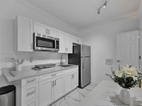 27546 SW 142nd Ave, Homestead FL 33032