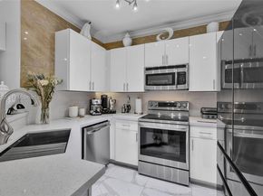 27546 SW 142nd Ave, Homestead FL 33032