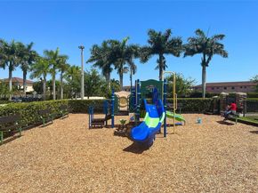 516 SE 35th Ter, Homestead FL 33033