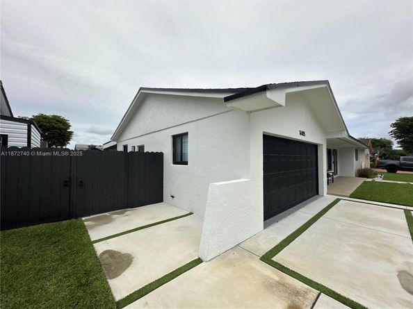 14005 SW 107th Ter, Miami FL 33186
