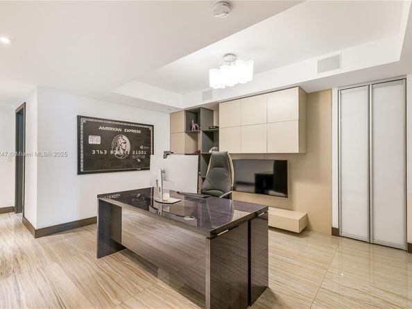 3301 NE 183rd St 3008, Aventura FL 33160