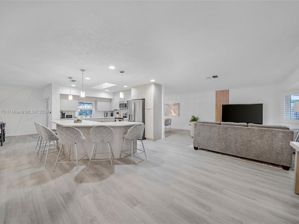2031 SW 22nd Ave, Fort Lauderdale FL 33312