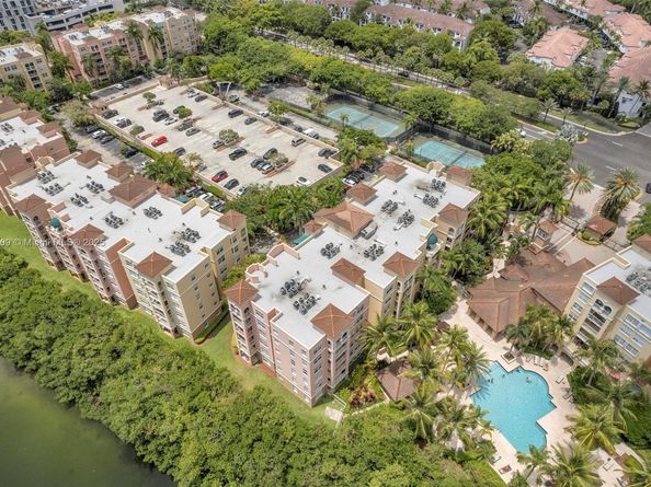 19501 E Country Club Dr 9407, Aventura FL 33180