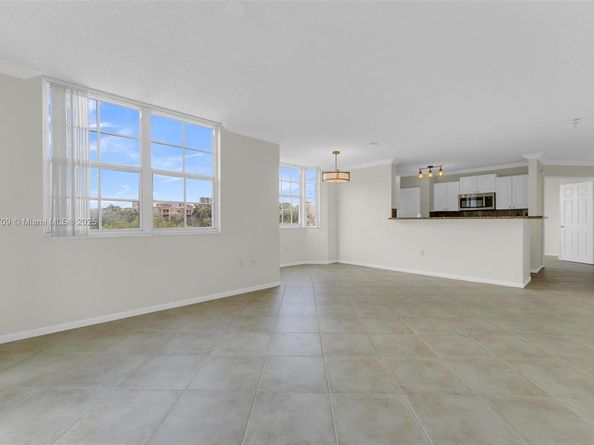 19501 E Country Club Dr 9407, Aventura FL 33180
