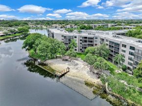 1101 Colony Point Cir 123, Pembroke Pines FL 33026