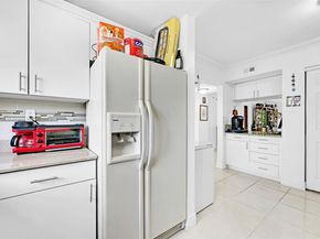 1101 Colony Point Cir 123, Pembroke Pines FL 33026