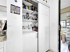 1101 Colony Point Cir 123, Pembroke Pines FL 33026