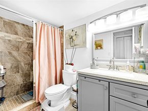 1101 Colony Point Cir 123, Pembroke Pines FL 33026