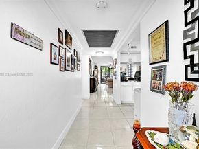 1101 Colony Point Cir 123, Pembroke Pines FL 33026