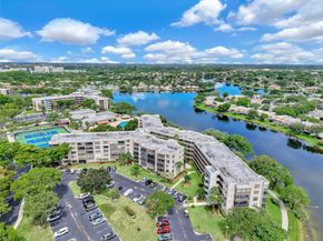 1101 Colony Point Cir 123, Pembroke Pines FL 33026