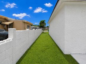 2870 NW 169th Ter, Miami Gardens FL 33056