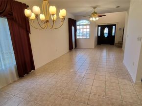 650 SE 30th Dr, Homestead FL 33033