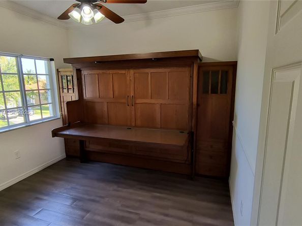 650 SE 30th Dr, Homestead FL 33033