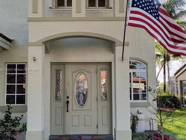 650 SE 30th Dr, Homestead FL 33033