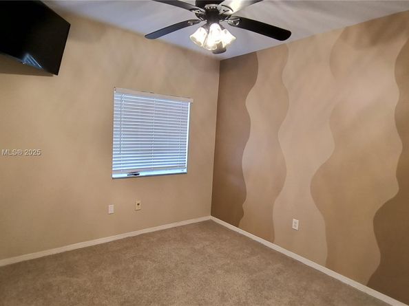 650 SE 30th Dr, Homestead FL 33033