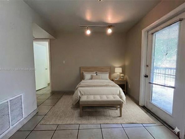 4201 W Mcnab Rd 15, Pompano Beach FL 33069