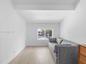719 W 51st St, Miami Beach FL 33140