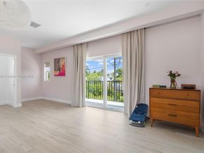 719 W 51st St, Miami Beach FL 33140
