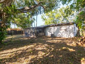 21440 N Miami Ave, Miami Gardens FL 33169