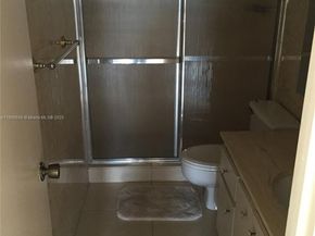 1985 S Ocean Dr 12J, Hallandale Beach FL 33009