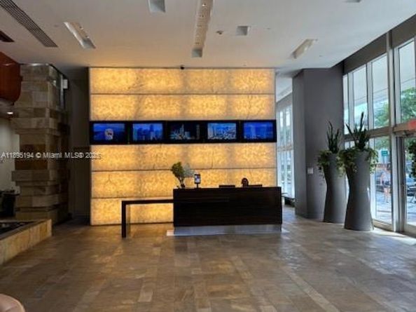 500 SE Brickell Ave 1502, Miami FL 33131