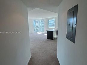 500 SE Brickell Ave 1502, Miami FL 33131