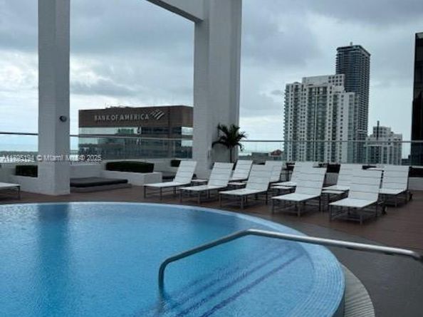500 SE Brickell Ave 1502, Miami FL 33131