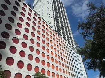 500 SE Brickell Ave